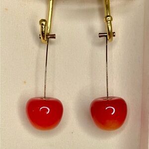 Cherry earrings, thin wire